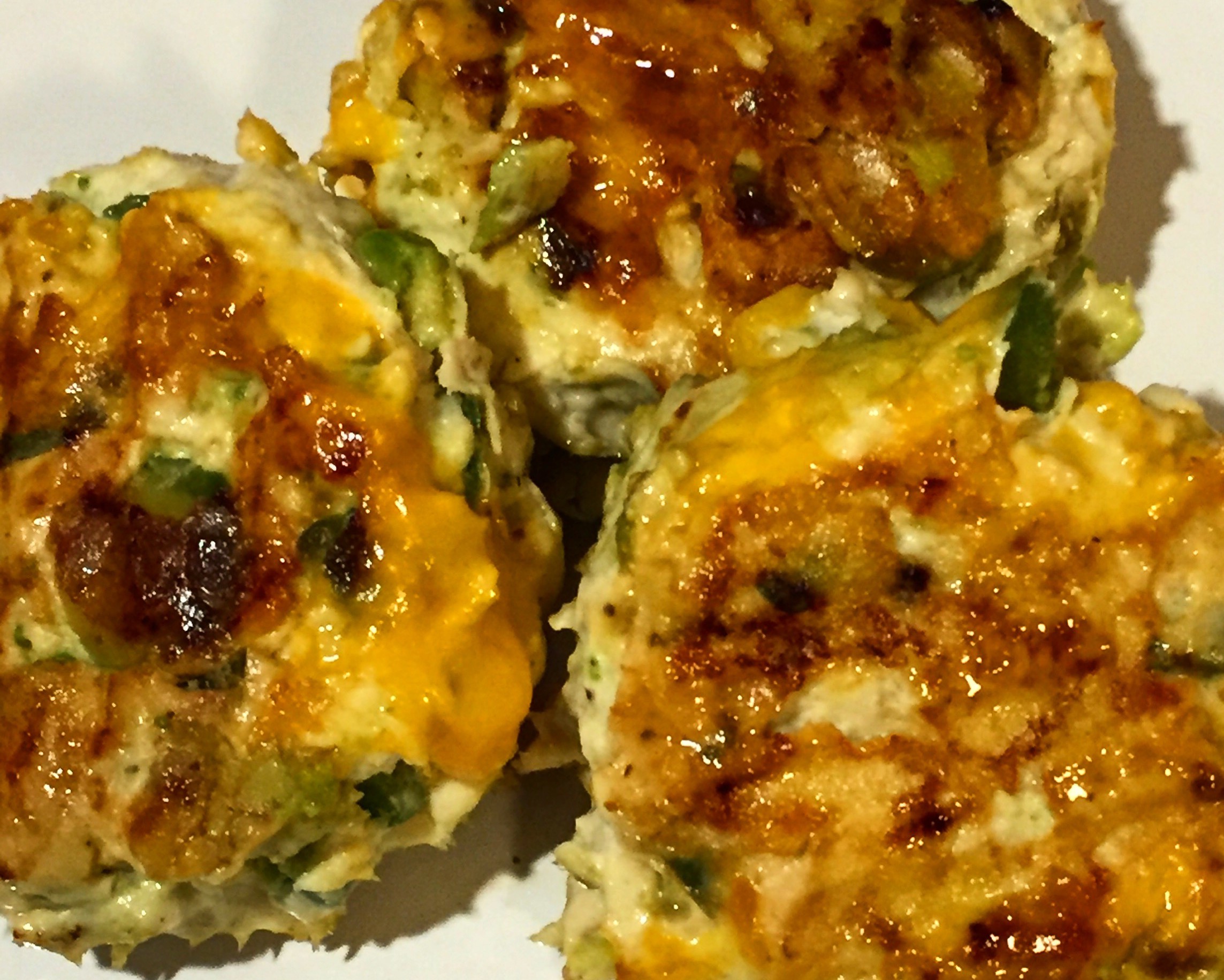Jalapeño Avocado Chicken Sliders